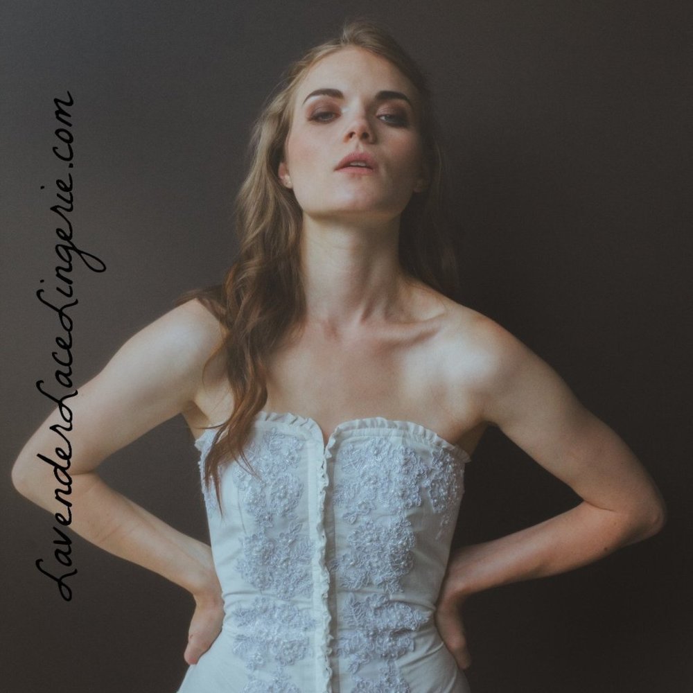 SALUA BEADED CORSET